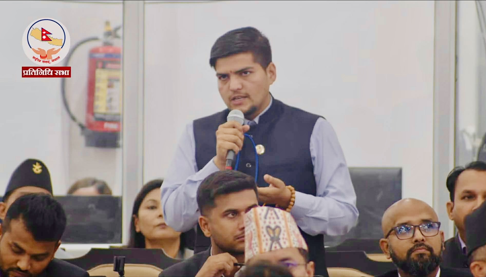 हेटौंडा कपडा उद्योगले सञ्चालनका लागि सरकारको बाटो कुरिरहेको छ :रास्वपा सांसद उप्रेती